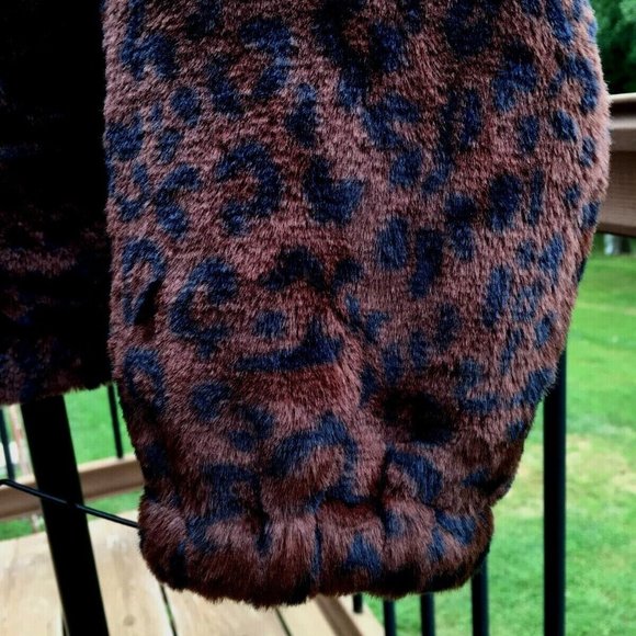 LAST ONE Nine West Womens Faux Fur Hooded Jacket Brown Animal Print Cheetah MED - Picture 5 of 8